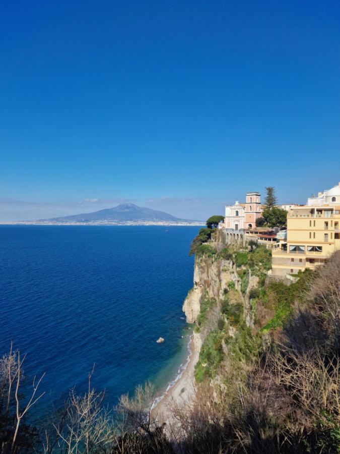Savarese Luxury Palace Lejlighed Vico Equense Eksteriør billede